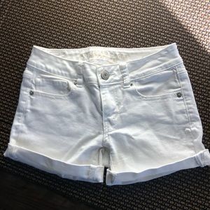 White American Eagle jean shorts
